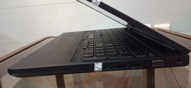 لپتاپ لمسی لتیتیود دل 5591 Dell 5591 Core i5(8300H)- DDR4 8G- SSD 256- UHD 630- FHD Touch "15